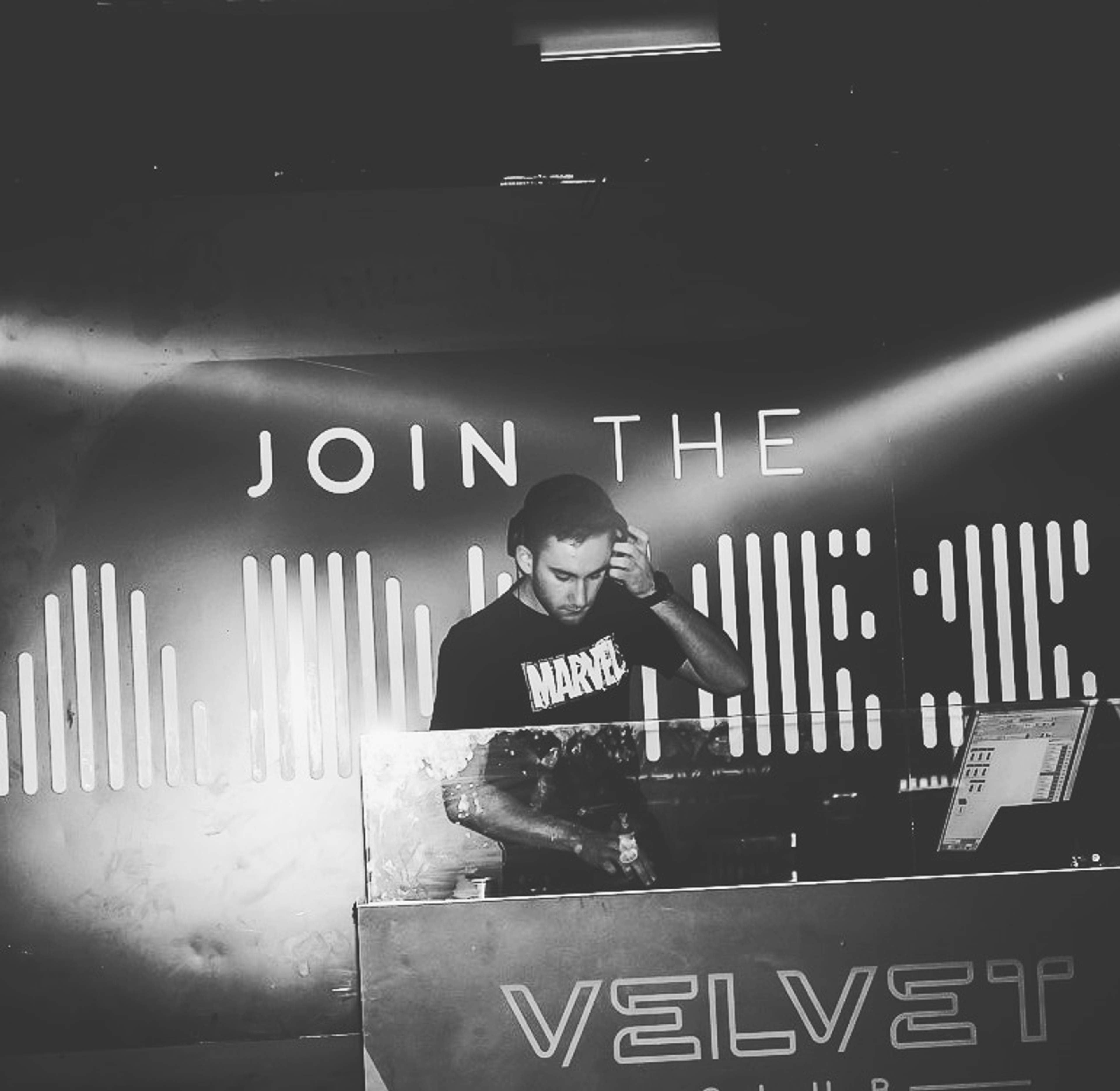 Velvet Club Split