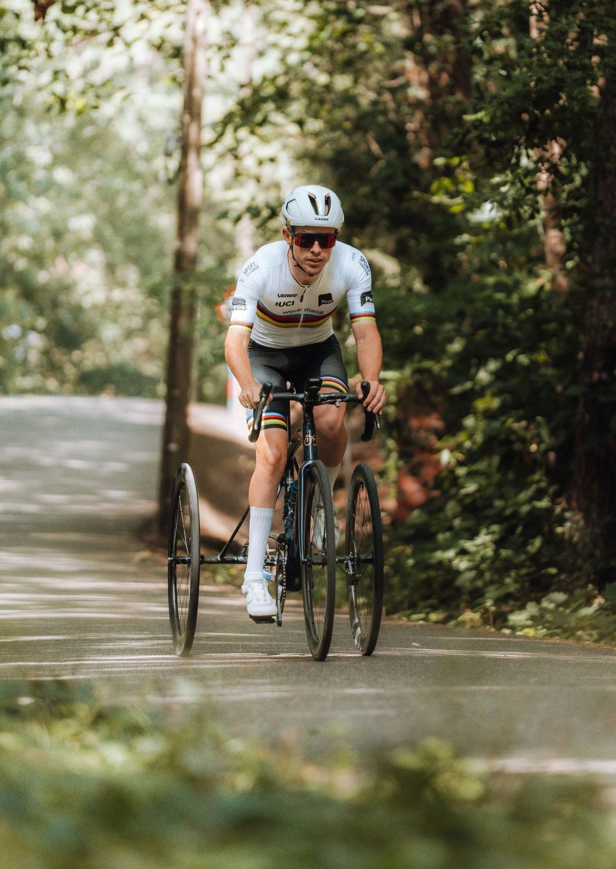 Cycling photo 2 by Tuur Van Eynde