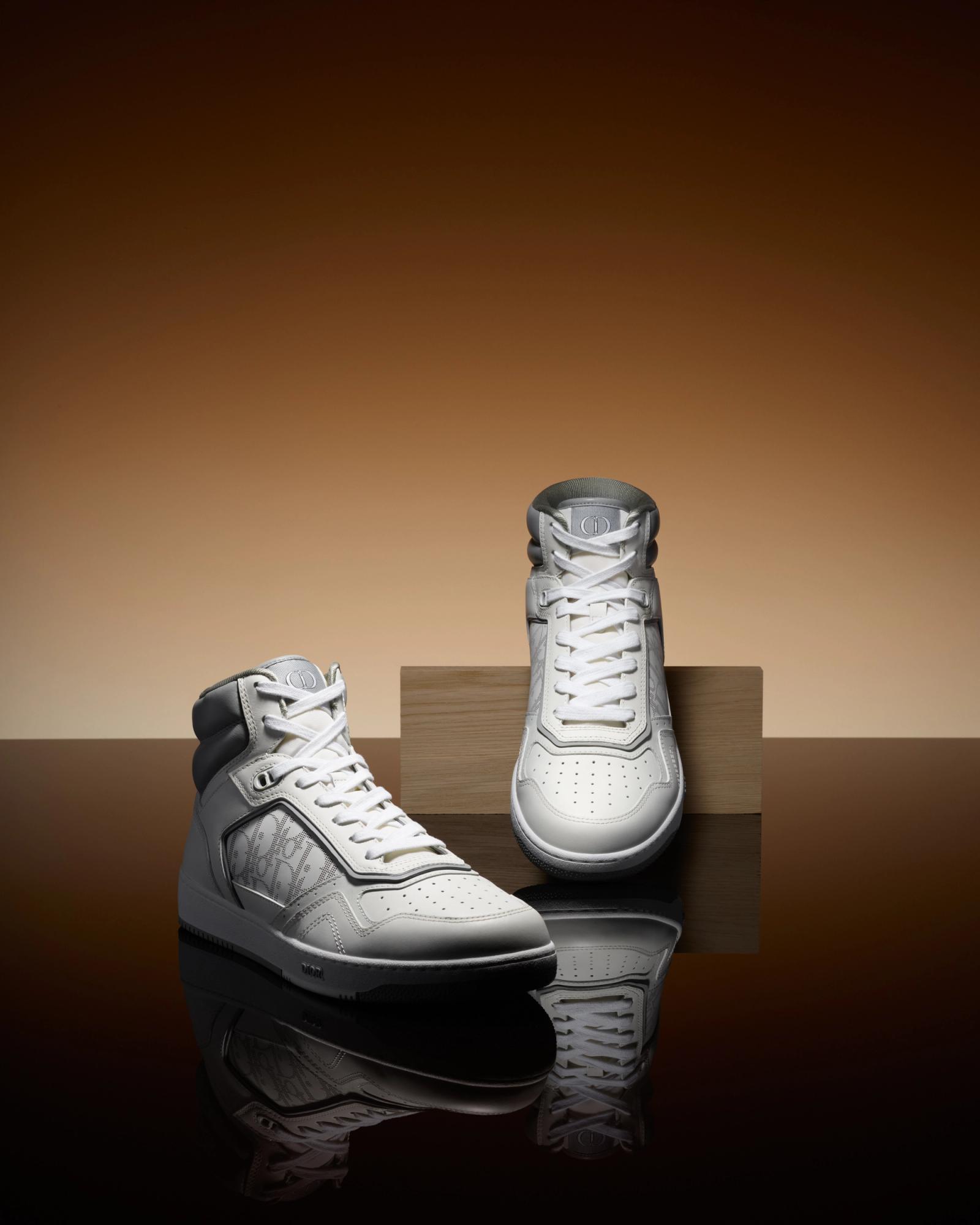 Dior,|Photography by Romain Roucoules - Anna Piasek - Set Design - Swan MGMT