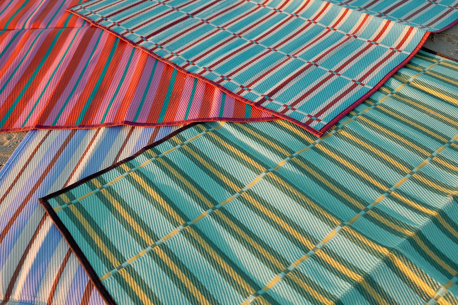 Laze - Victoria Zschommler - Photography - Swan MGMT