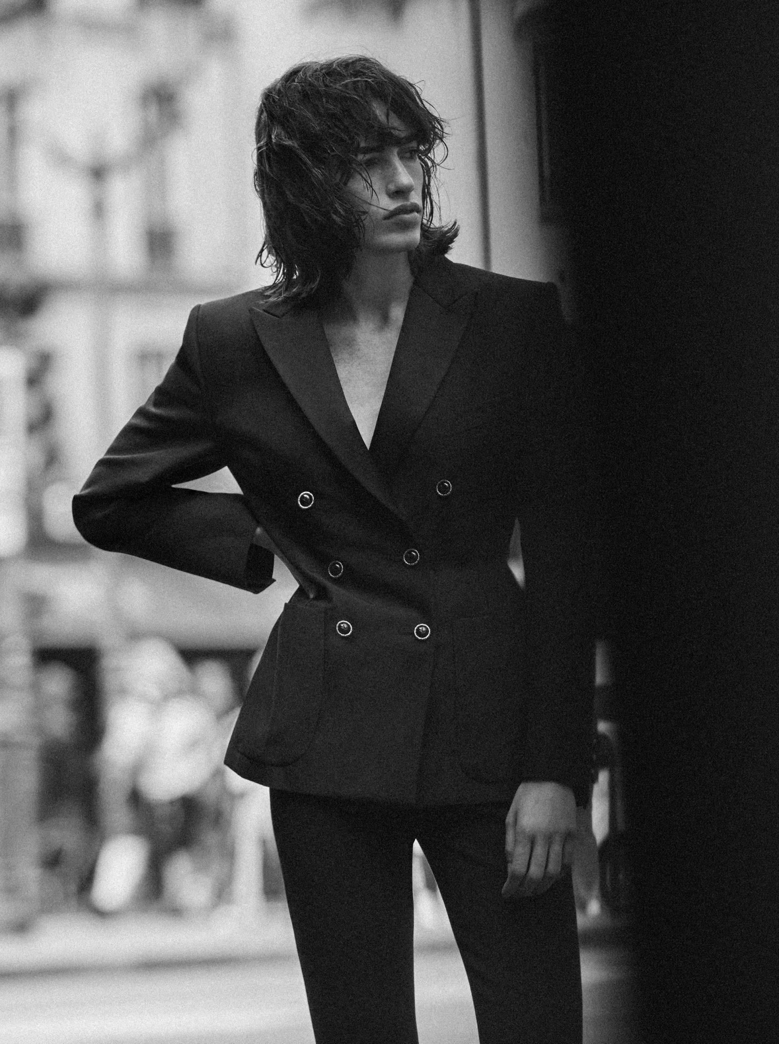 Amica  - Laurent Humbert - Photography - Swan MGMT