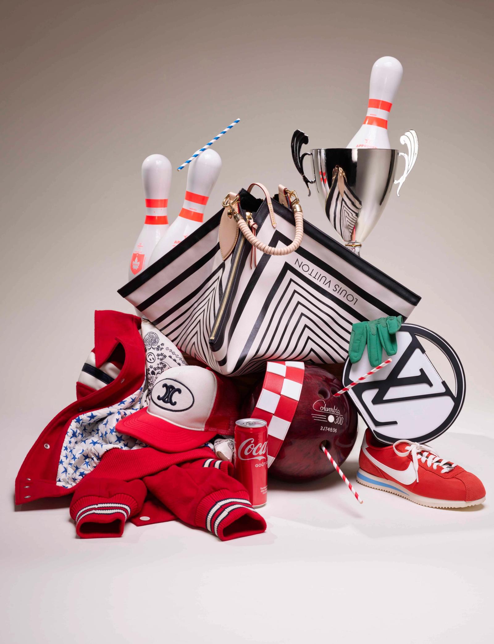 Elle,|Photography by Philippe Jarrigeon - Nicholas William White - Set Design - Swan MGMT