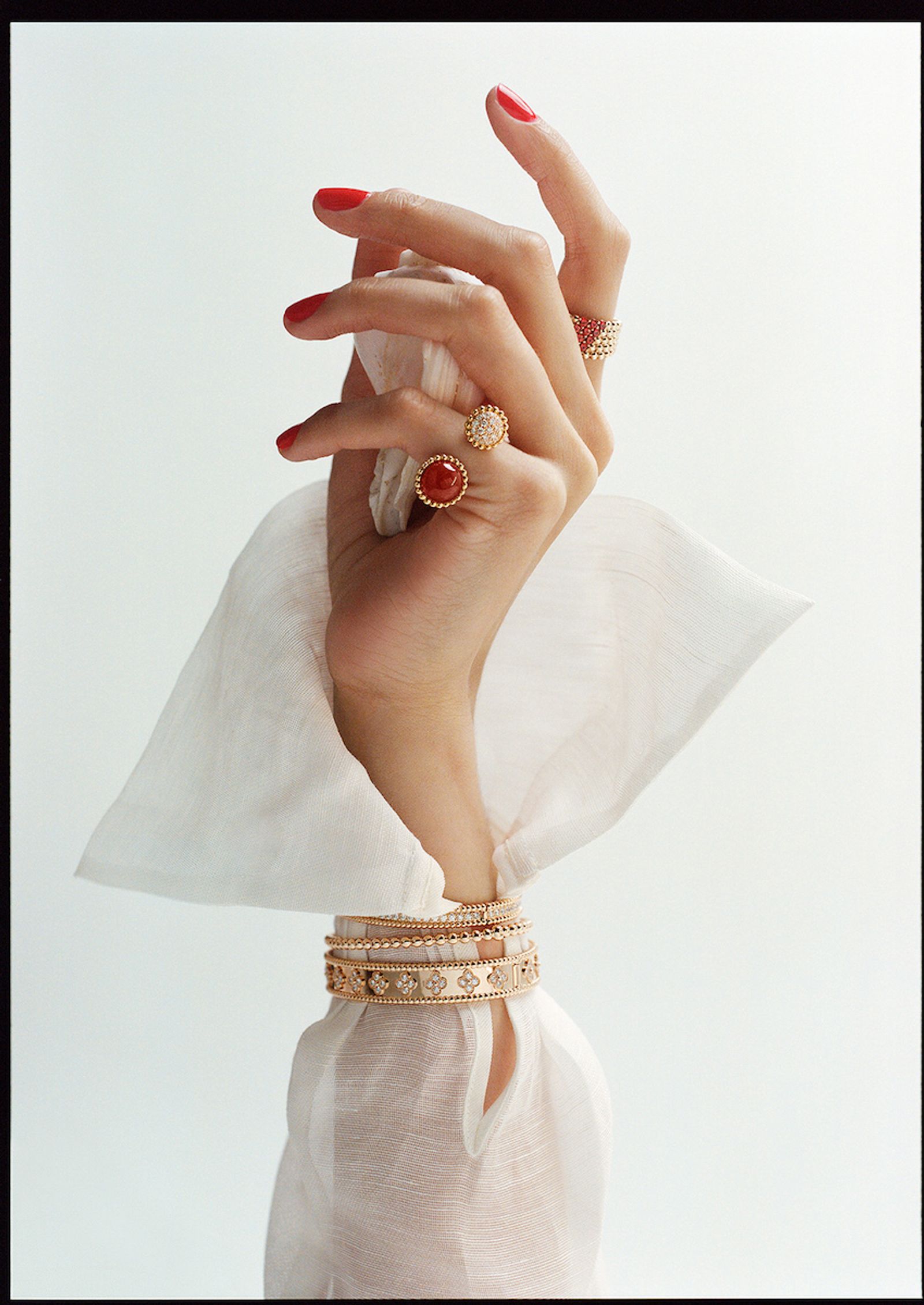 Harpers Bazaar - Victoria Zschommler - Photography - Swan MGMT