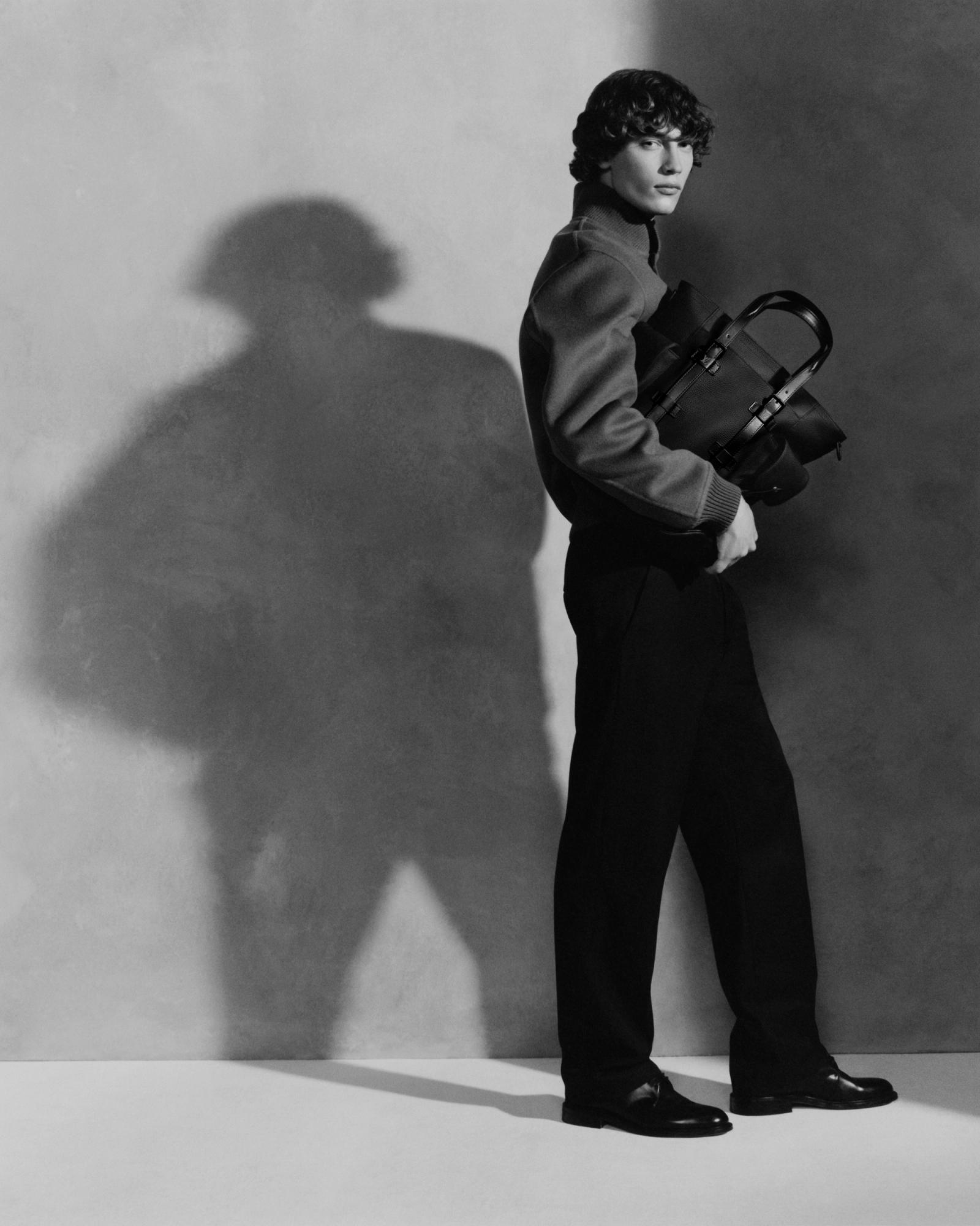 Louis Vuitton,|Photography by Thurstan Redding - Nicholas William White - Set Design - Swan MGMT