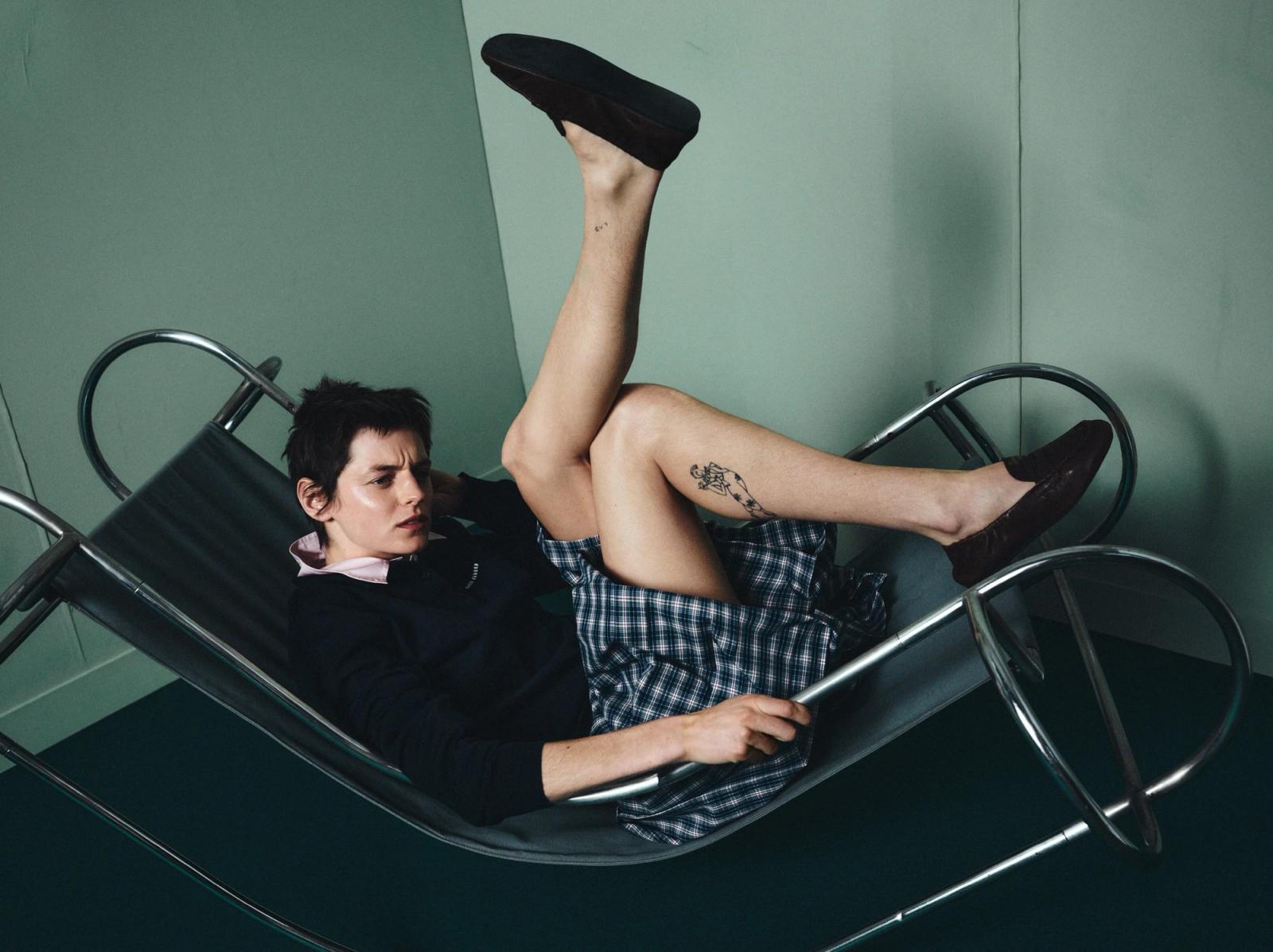 Elle Uk,|Photography by Yulia Gorbachenko - Samirha Salmi - Set Design - Swan MGMT