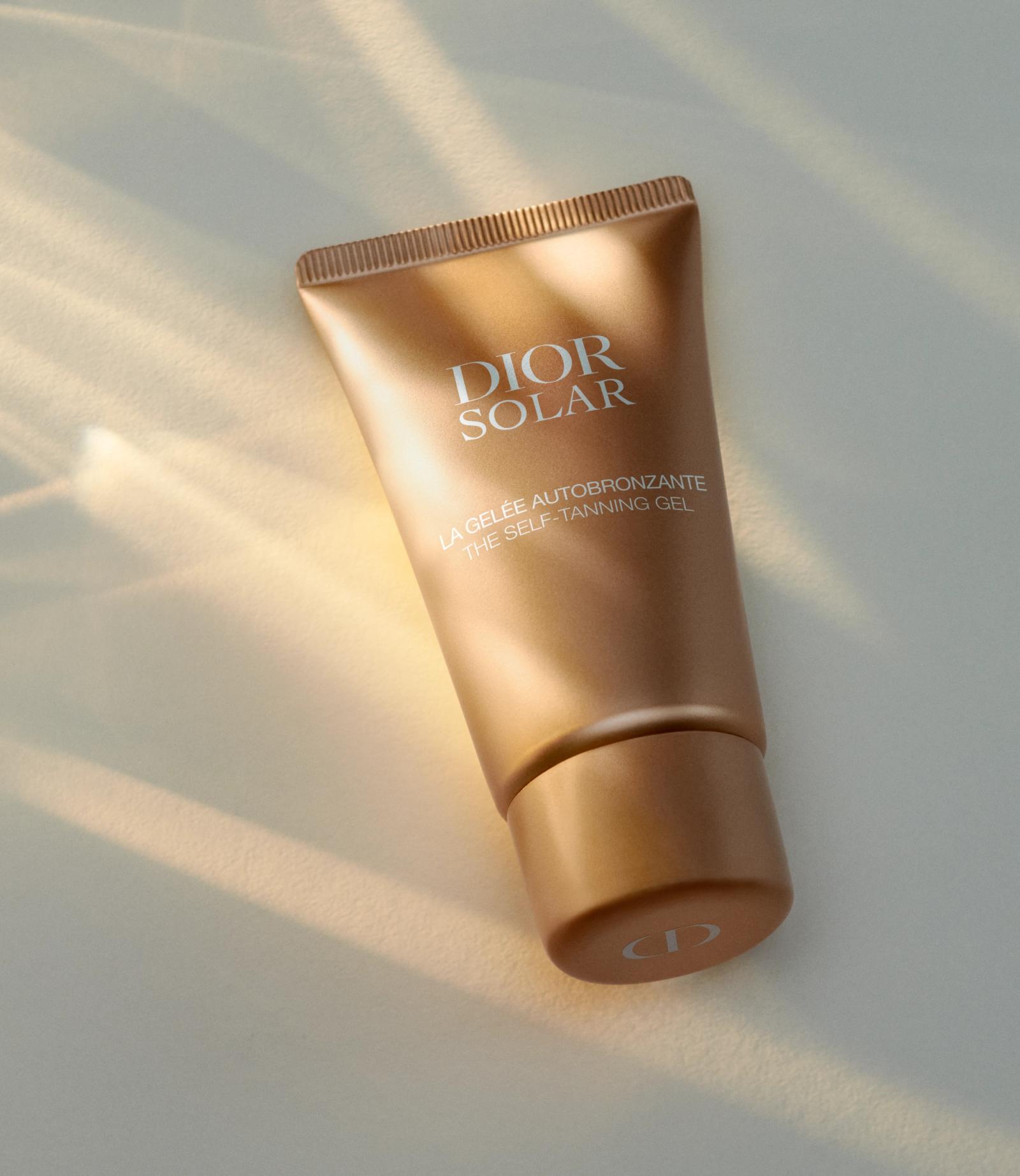 Dior - Victoria Zschommler - Photography - Swan MGMT