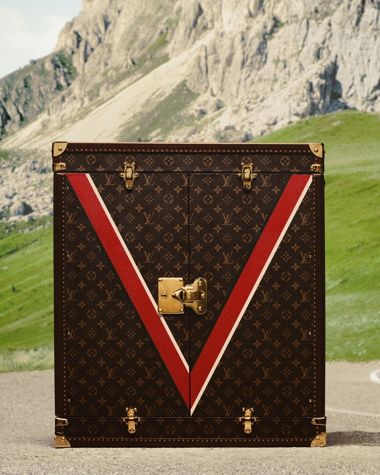 Louis Vuitton Dolomites Classic Run 2026 & Sabine Marcelis  - Lizzy Gilbert - Set Design - Swan MGMT