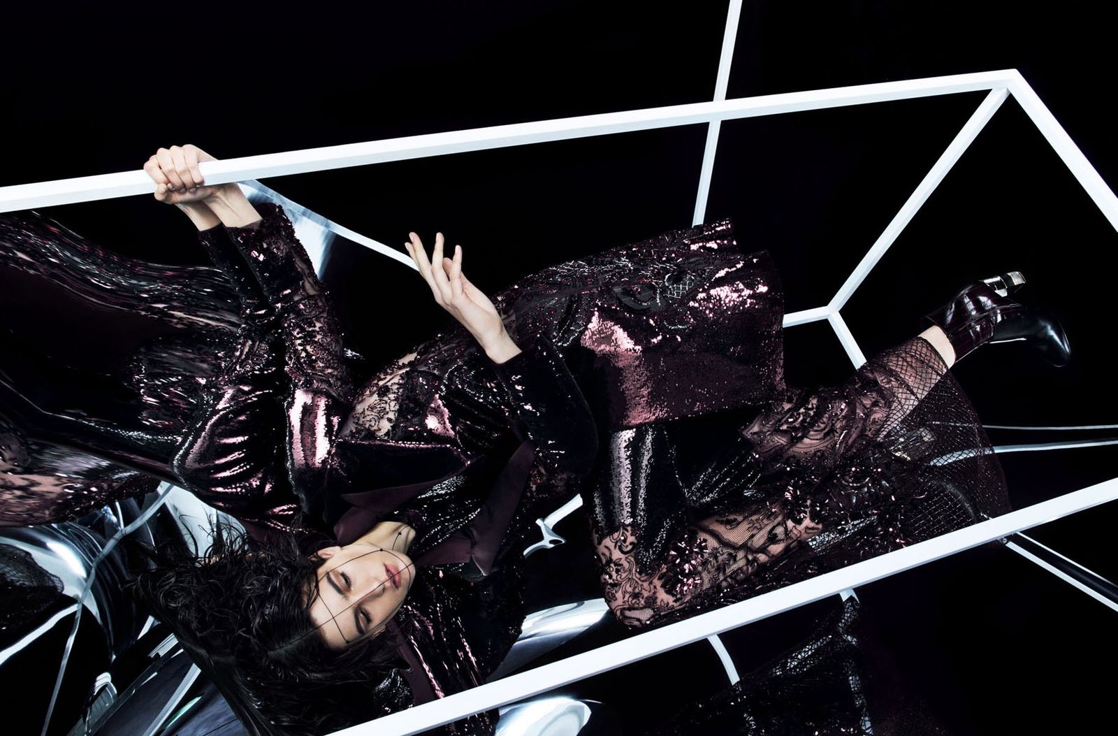 Hunger,|Photography by Nikolay Biryukov - Anna Sbiera - Set Design - Swan MGMT