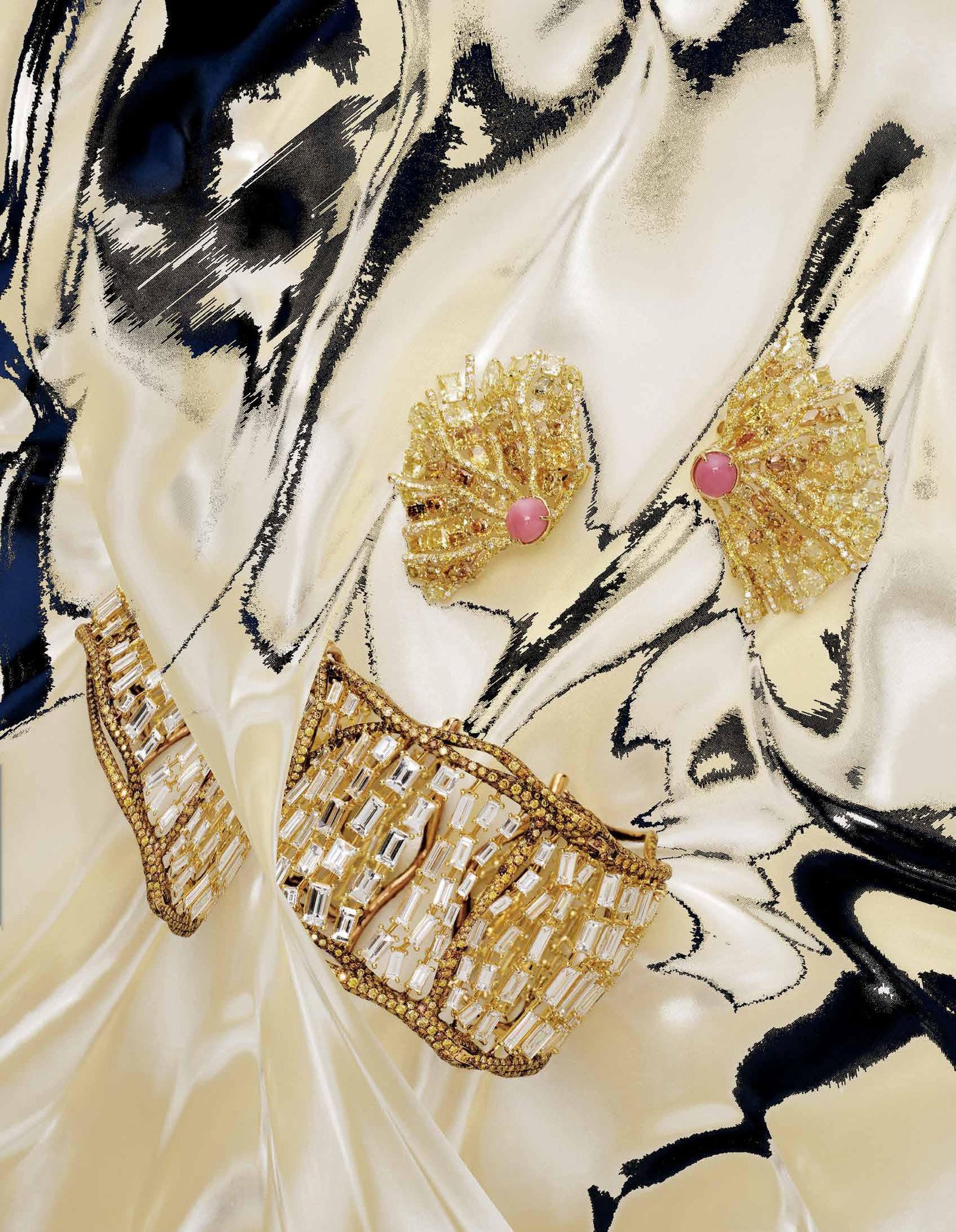 Vogue China,|Photography by Peter Langer - Samirha Salmi - Set Design - Swan MGMT