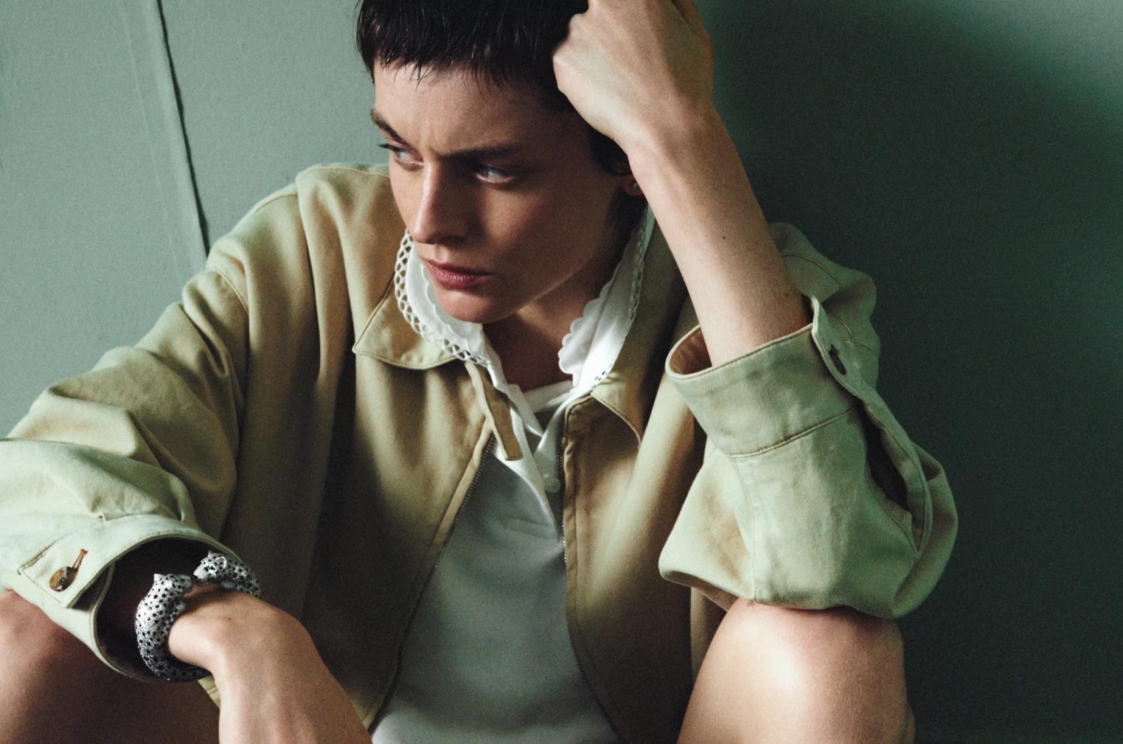 Elle Uk,|Photography by Yulia Gorbachenko - Samirha Salmi - Set Design - Swan MGMT