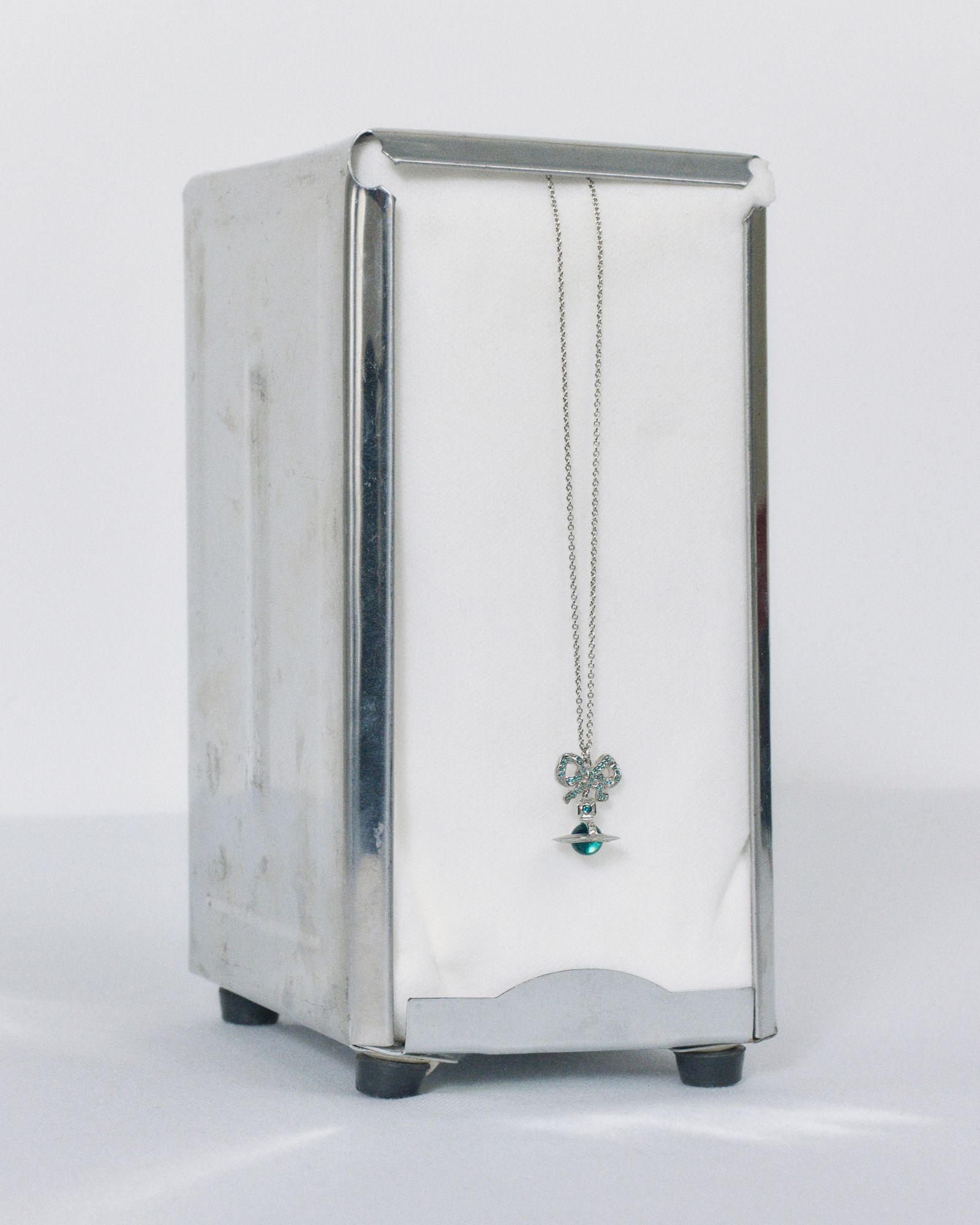 VIVIENNE WESTWOOD, shot by Sammy Khoury - Lizzy Gilbert - Set Design - Swan MGMT