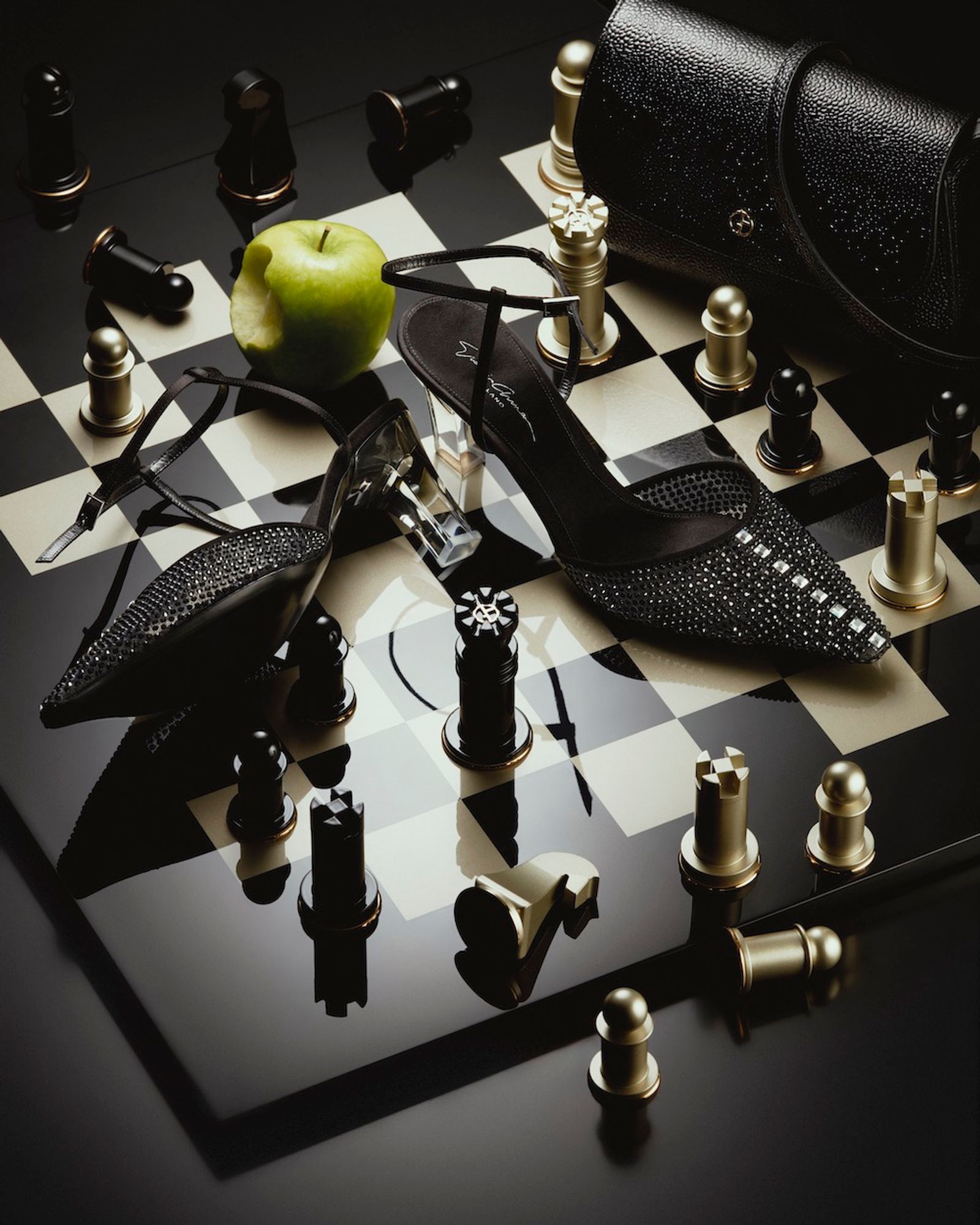 CR Fashion Book,|Photography by Romain Roucoules - Sebastien Michelini - Set Design - Swan MGMT