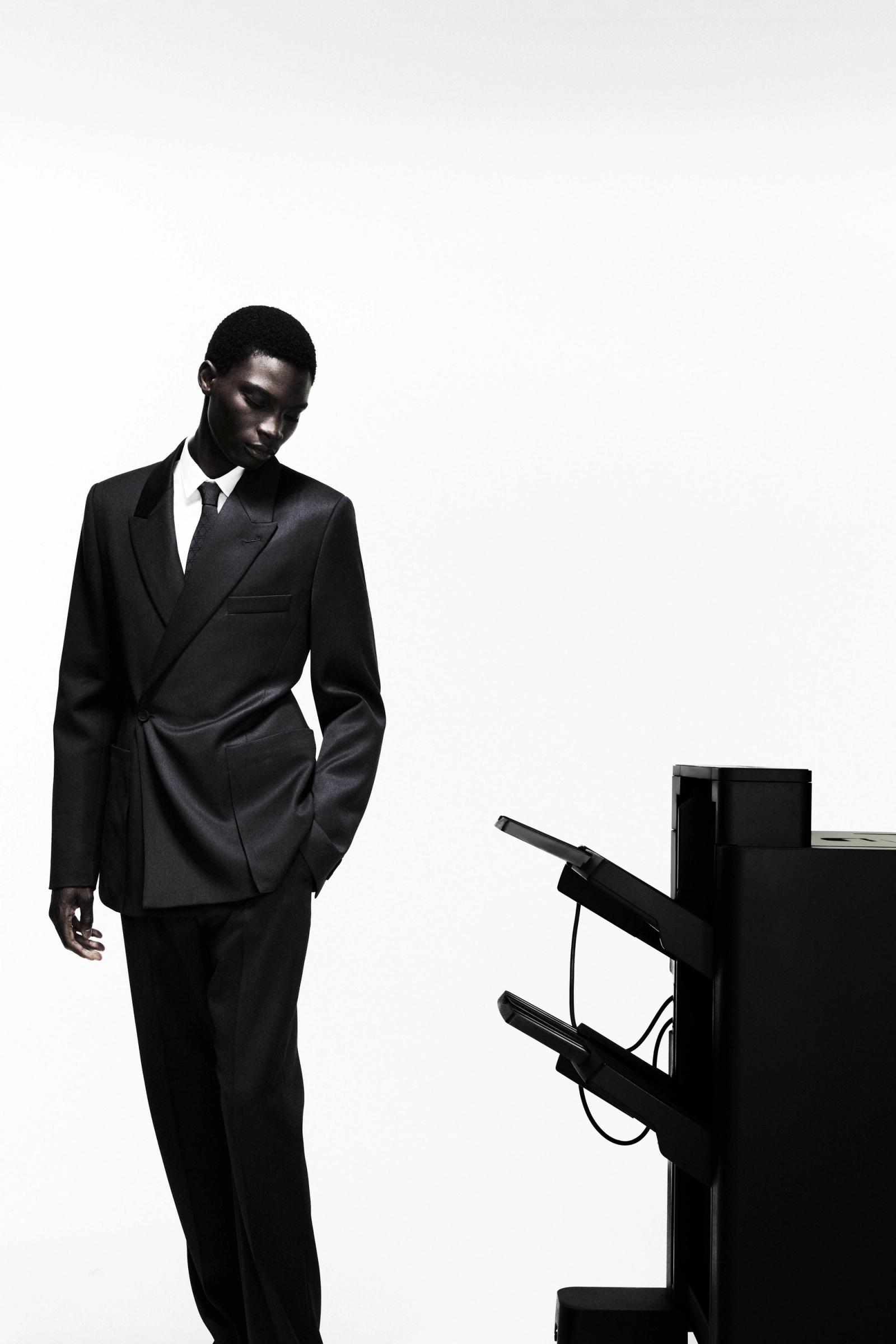 Dior,|Photography by Gabriele Rosati - Nicholas William White - Set Design - Swan MGMT