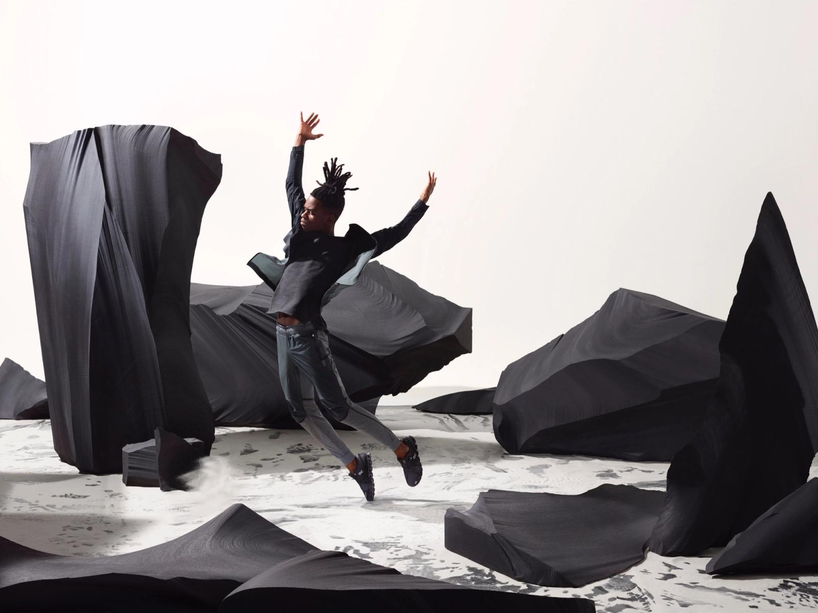 On Running - Sebastien Michelini - Set Design - Swan MGMT