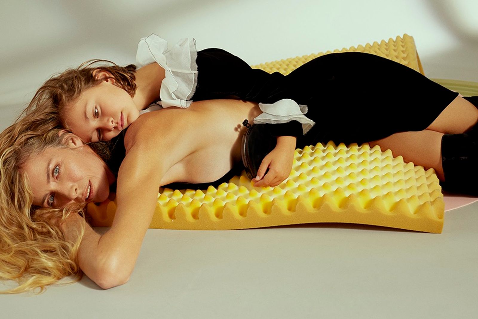 Interview - Germany,|Photography by Nicole Winkler - Anna Sbiera - Set Design - Swan MGMT