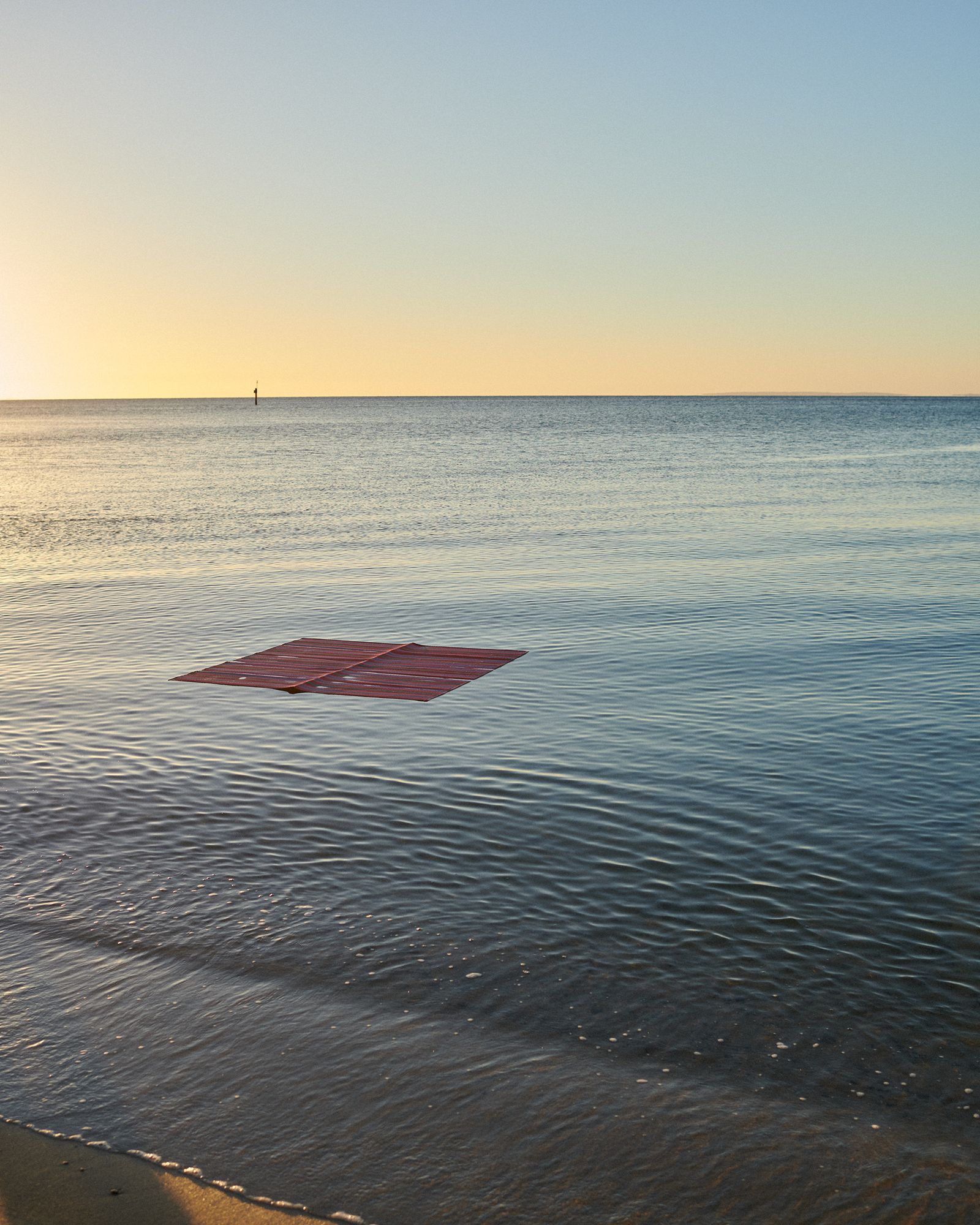 Laze - Victoria Zschommler - Photography - Swan MGMT