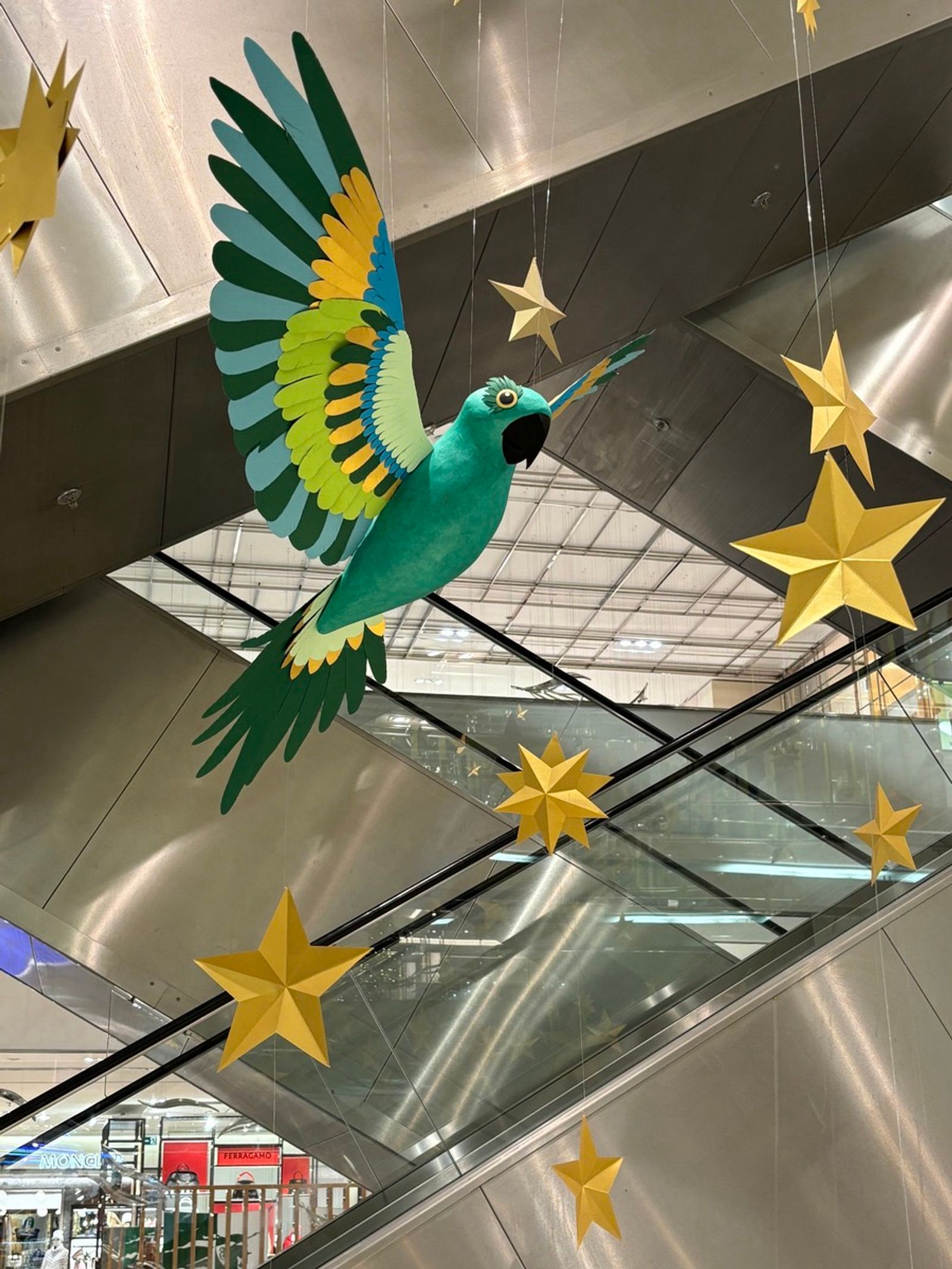 Le Printemps Christmas windows - Mathilde Nivet - Set Design - Swan MGMT