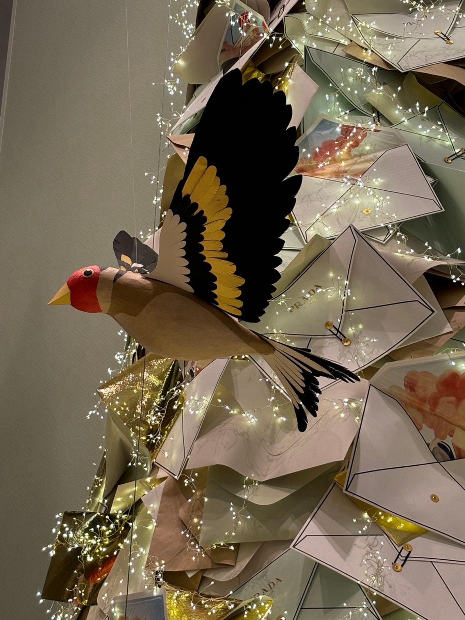 Le Printemps Christmas windows - Mathilde Nivet - Set Design - Swan MGMT