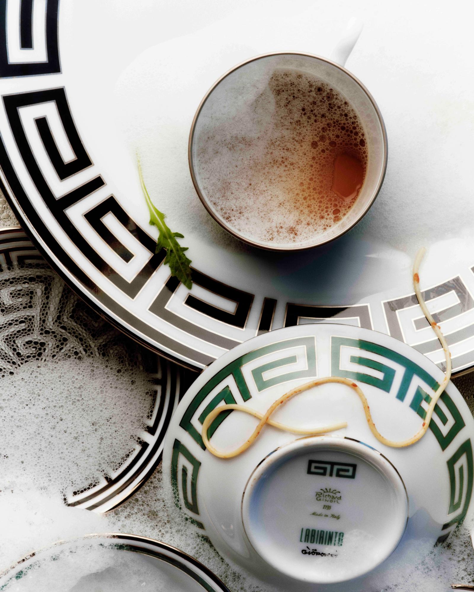 Ginori, shot by Nefid Dhab - Accoudoir - Set Design - Swan MGMT