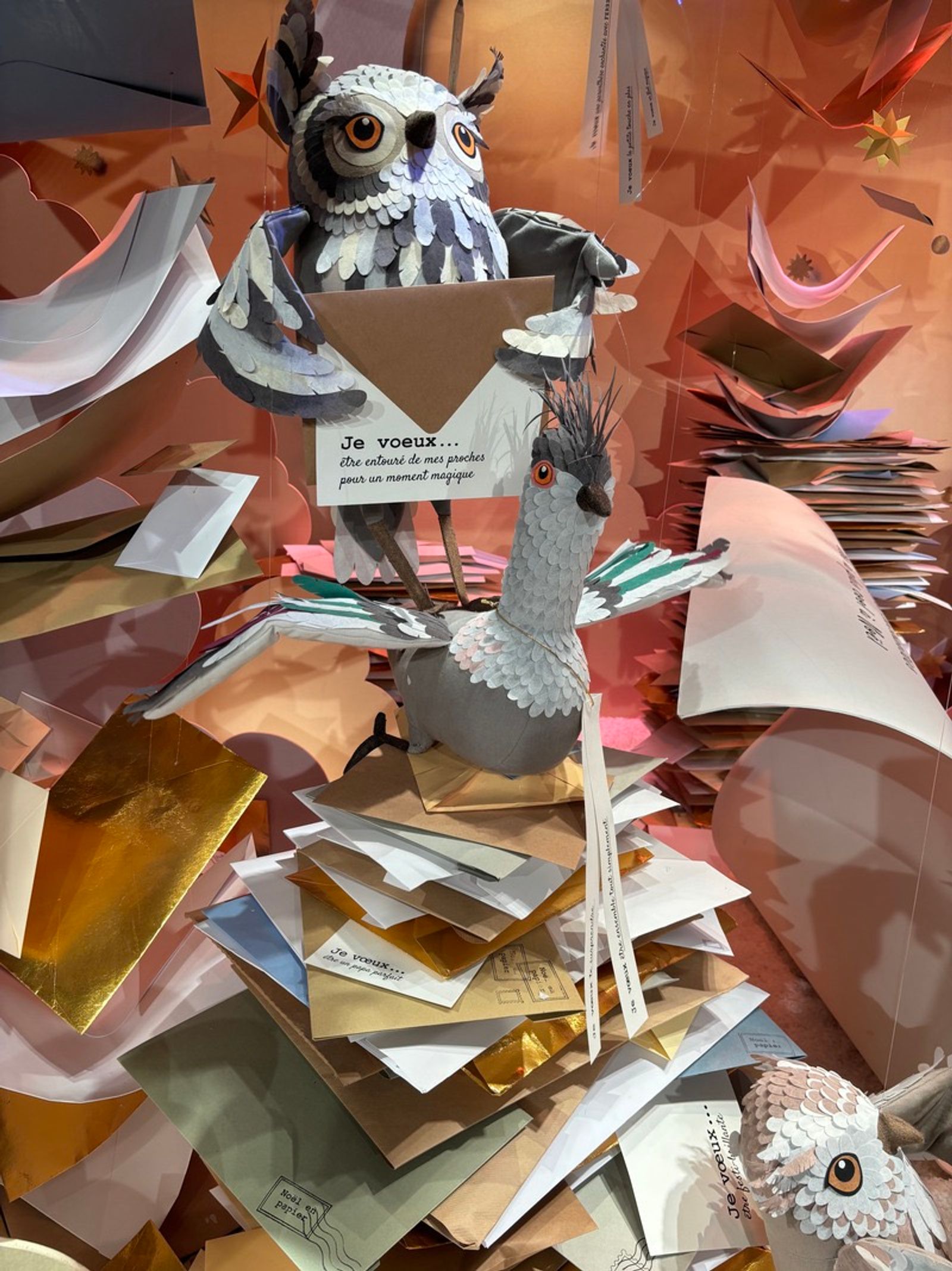 Le Printemps Christmas windows - Mathilde Nivet - Set Design - Swan MGMT