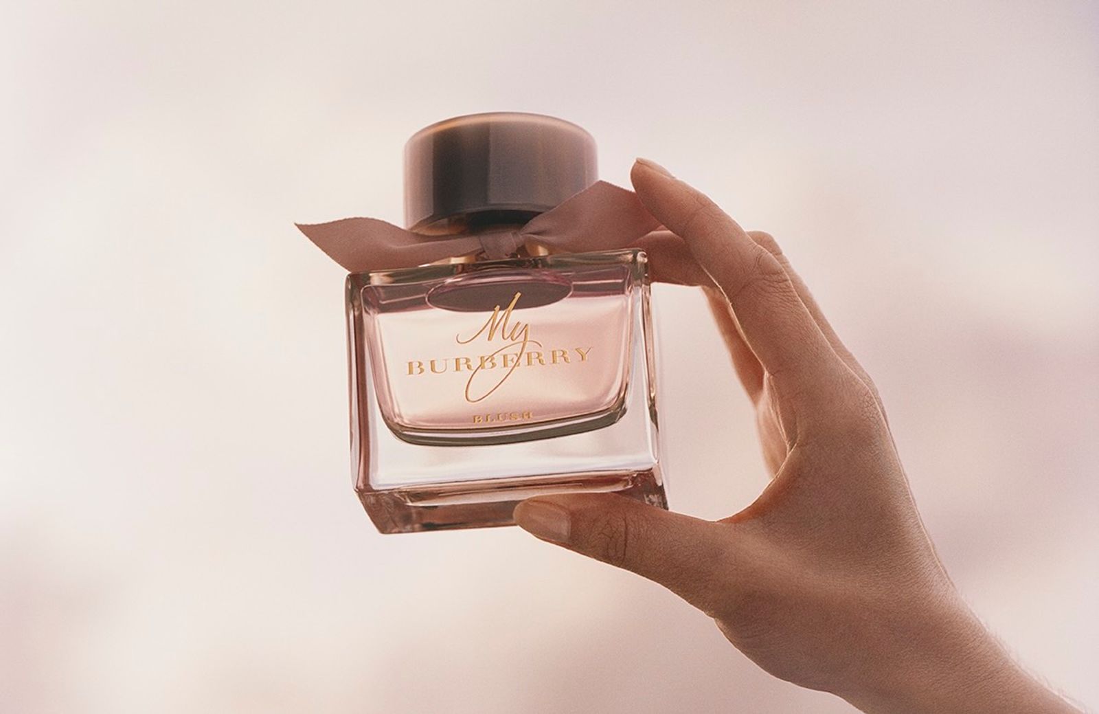 Burberry fragrance - Victoria Zschommler - Photography - Swan MGMT