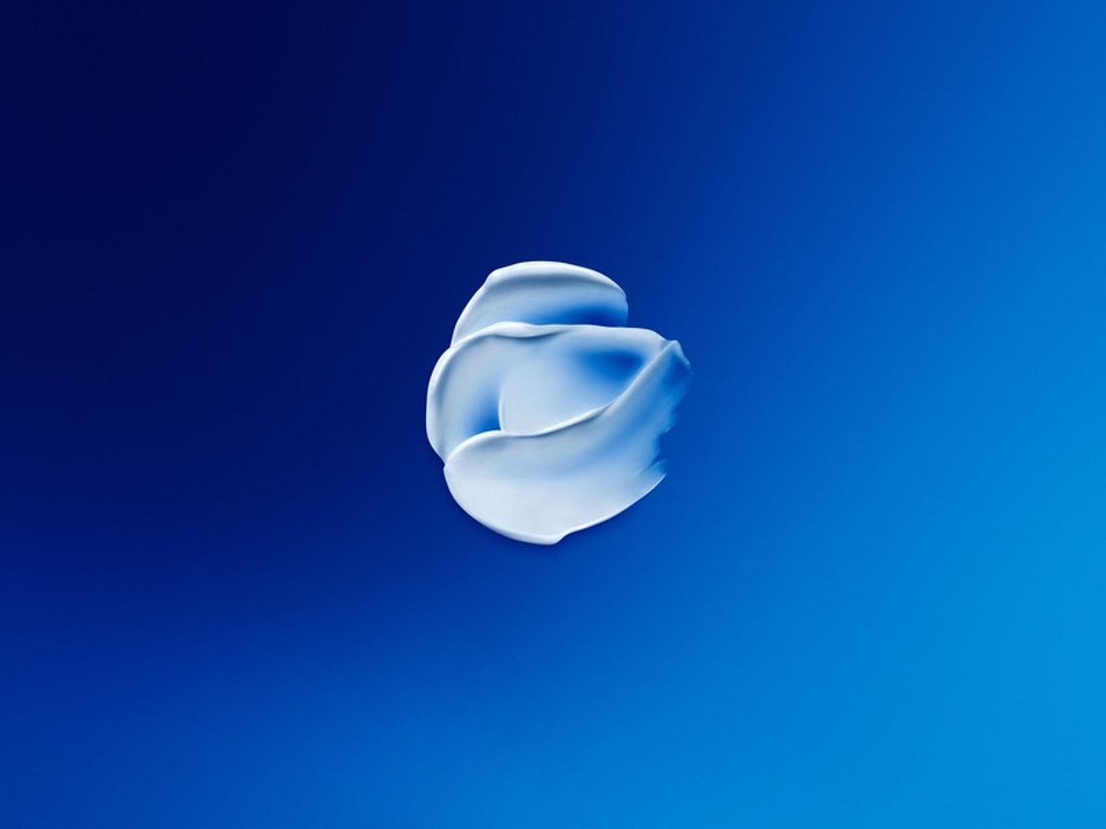 Biotherm,|Photography by Robin Guittat - Rémi Le Garrec - Set Design - Swan MGMT