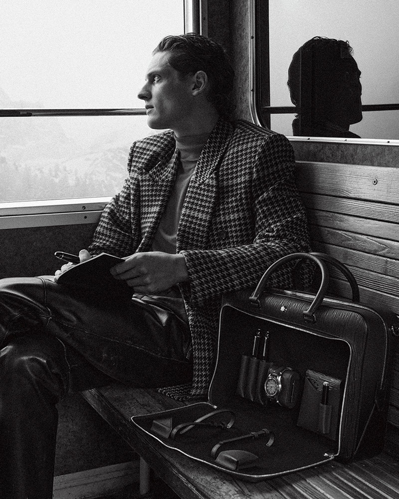 Icon - Chamonix - Laurent Humbert - Photography - Swan MGMT