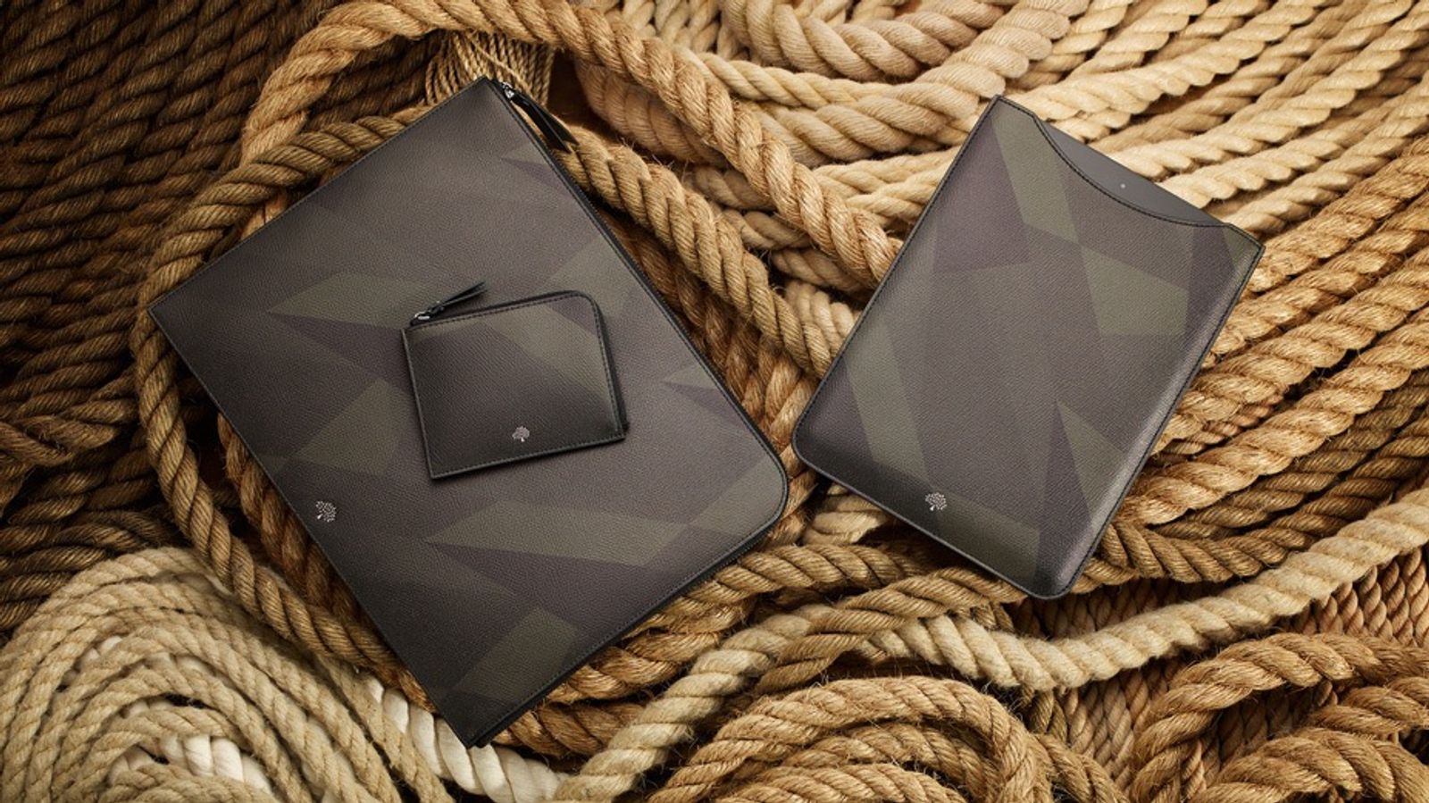 Mulberry,|Photography by Damien Ropero - Anna Sbiera - Set Design - Swan MGMT