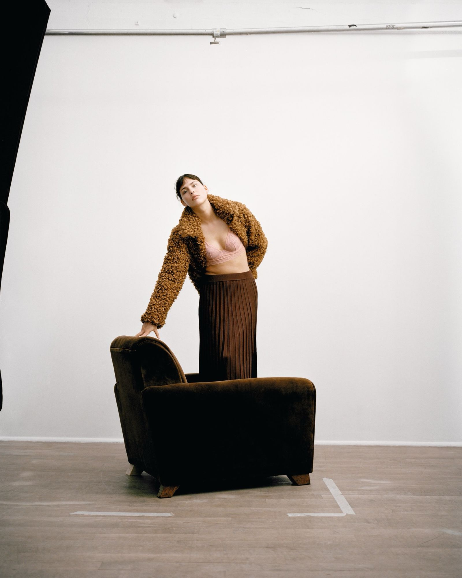 Chantelle - Samirha Salmi - Set Design - Swan MGMT