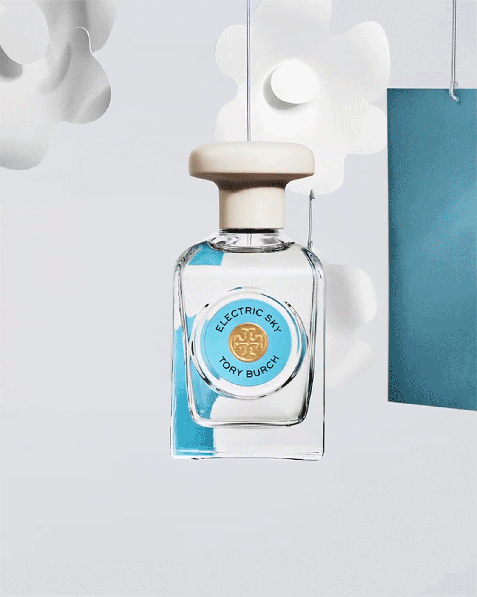 Tory Burch - Mathilde Nivet - Set Design - Swan MGMT