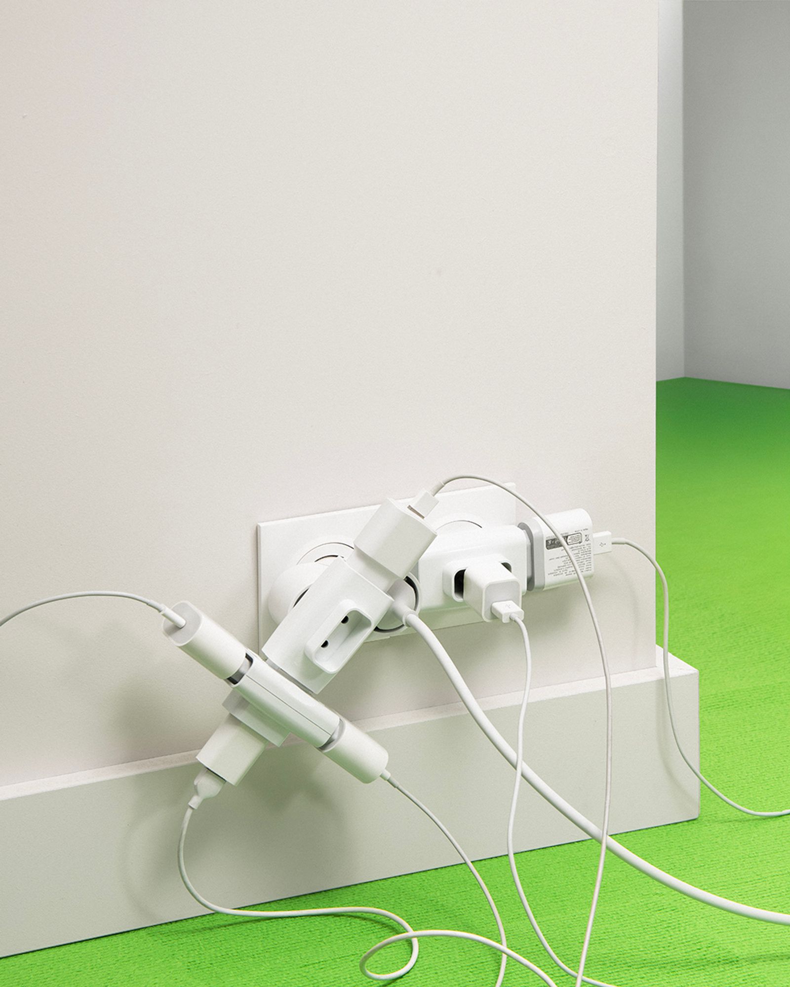 The Forumist - Pierre Tostain - Photography - Swan MGMT