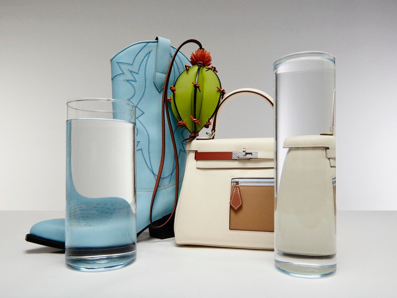 Le Temps,|Photography by Charly Gosp - Anna Piasek - Set Design - Swan MGMT