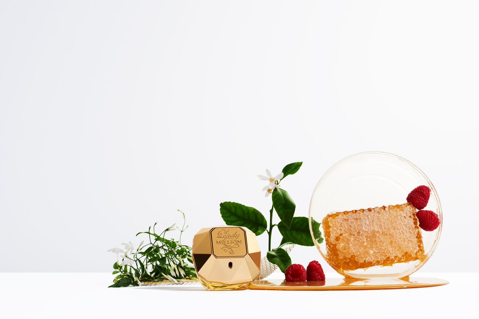 Paco Rabanne Million - Victoria Zschommler - Photography - Swan MGMT