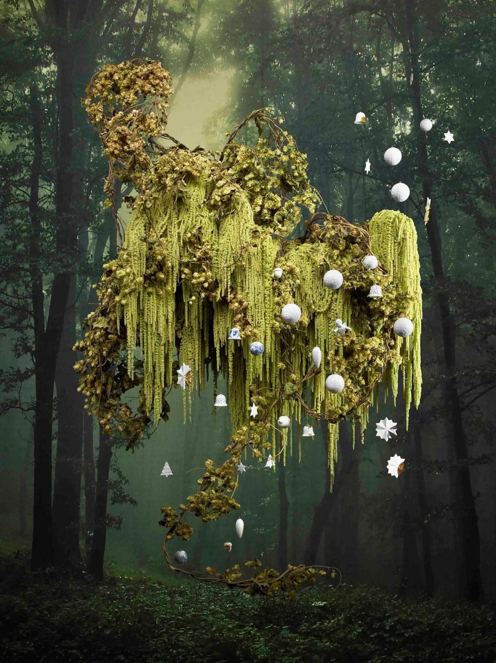 Meissen - Mary Lennox - Set Design - Swan MGMT