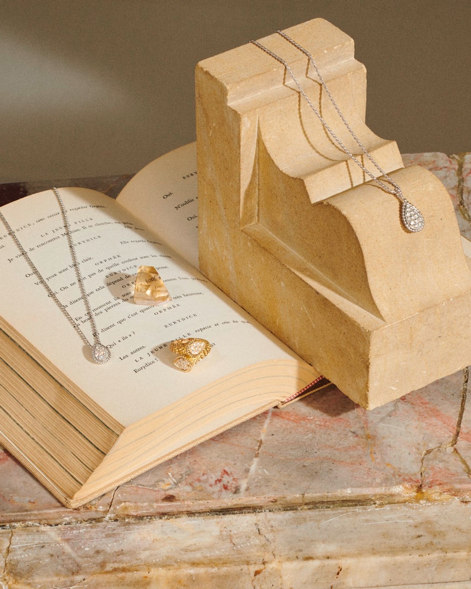 Boucheron,|Photography by Victoria Zschommler - Anna Sbiera - Set Design - Swan MGMT