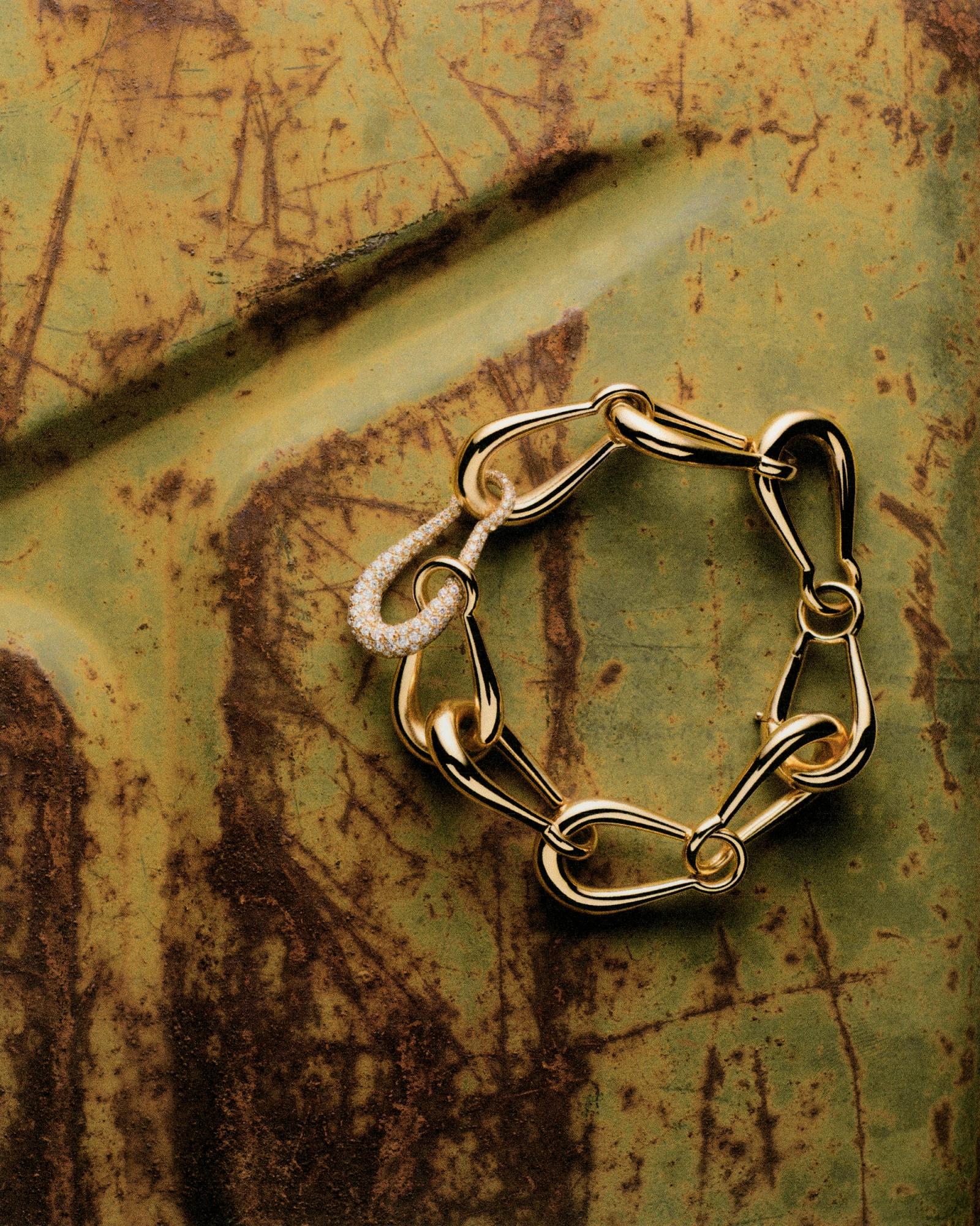 D La Repubblica,|Photography AM PM Studio - Nicholas William White - Set Design - Swan MGMT