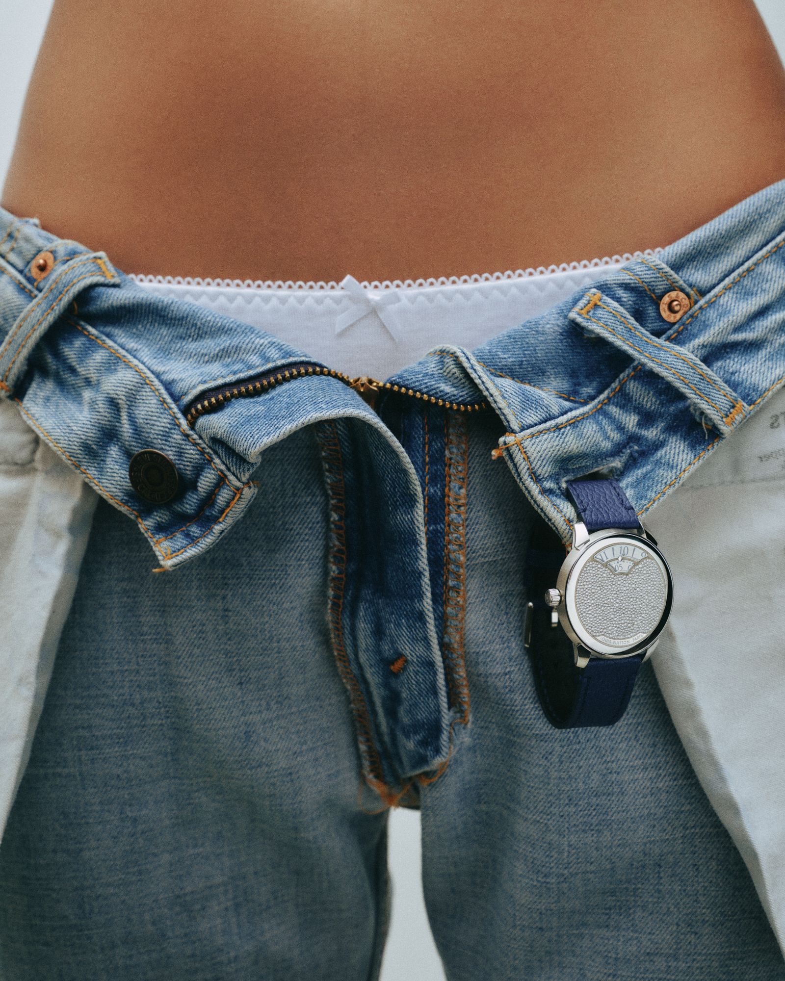 QP - Victoria Zschommler - Photography - Swan MGMT