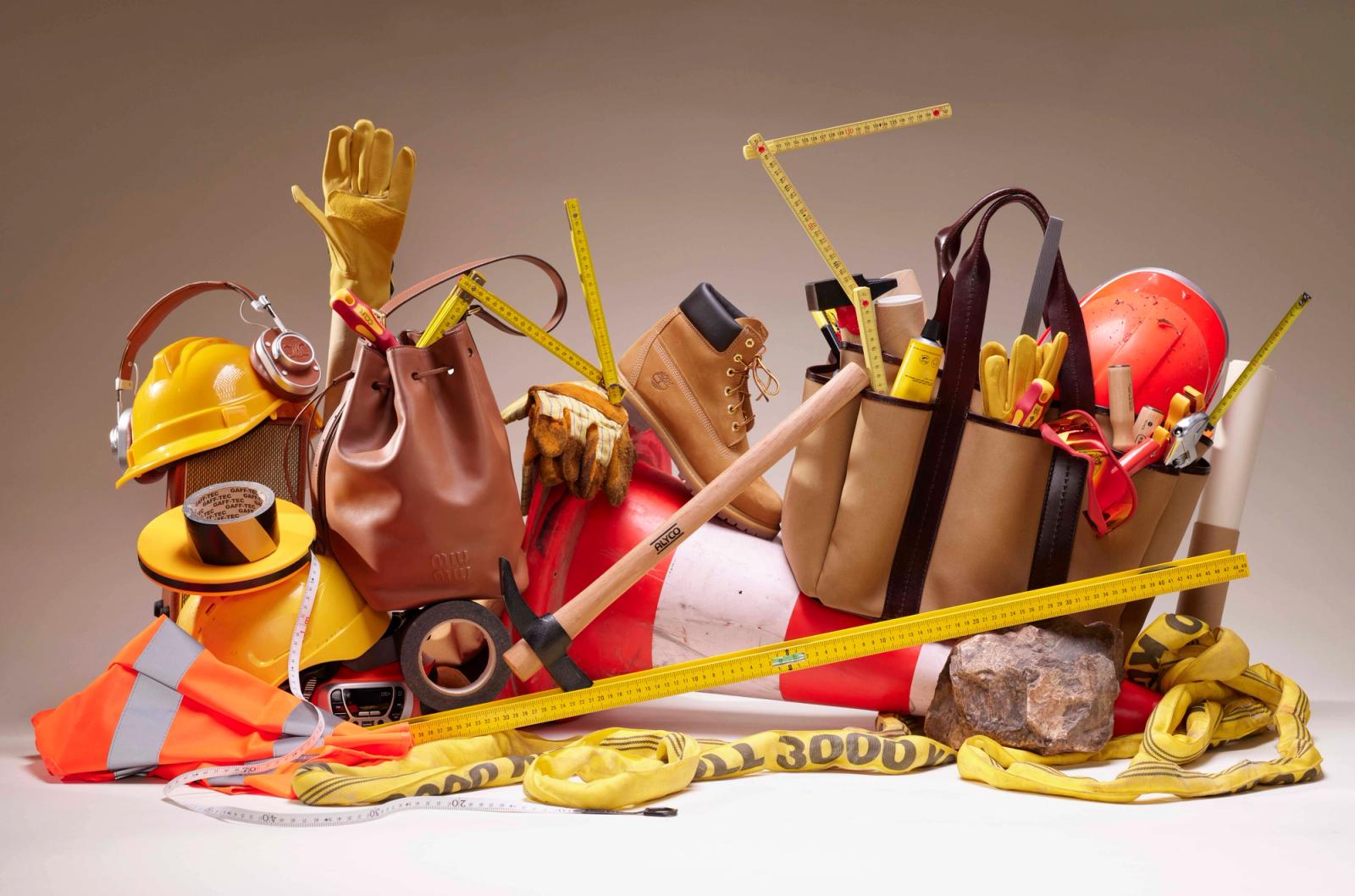 Elle,|Photography by Philippe Jarrigeon - Nicholas William White - Set Design - Swan MGMT