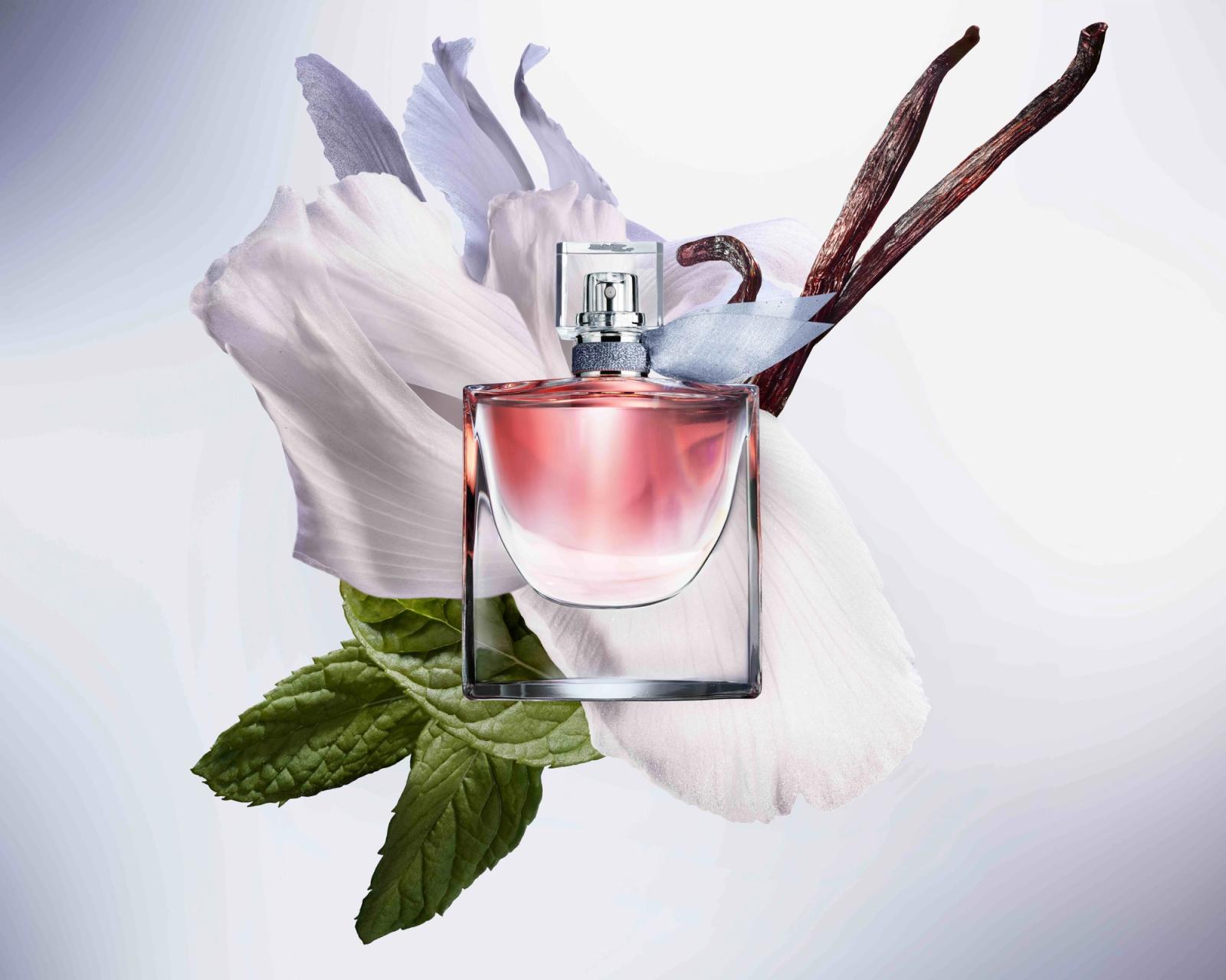 Lancôme,|Photography by Charlotte Evrard - Rémi Le Garrec - Set Design - Swan MGMT