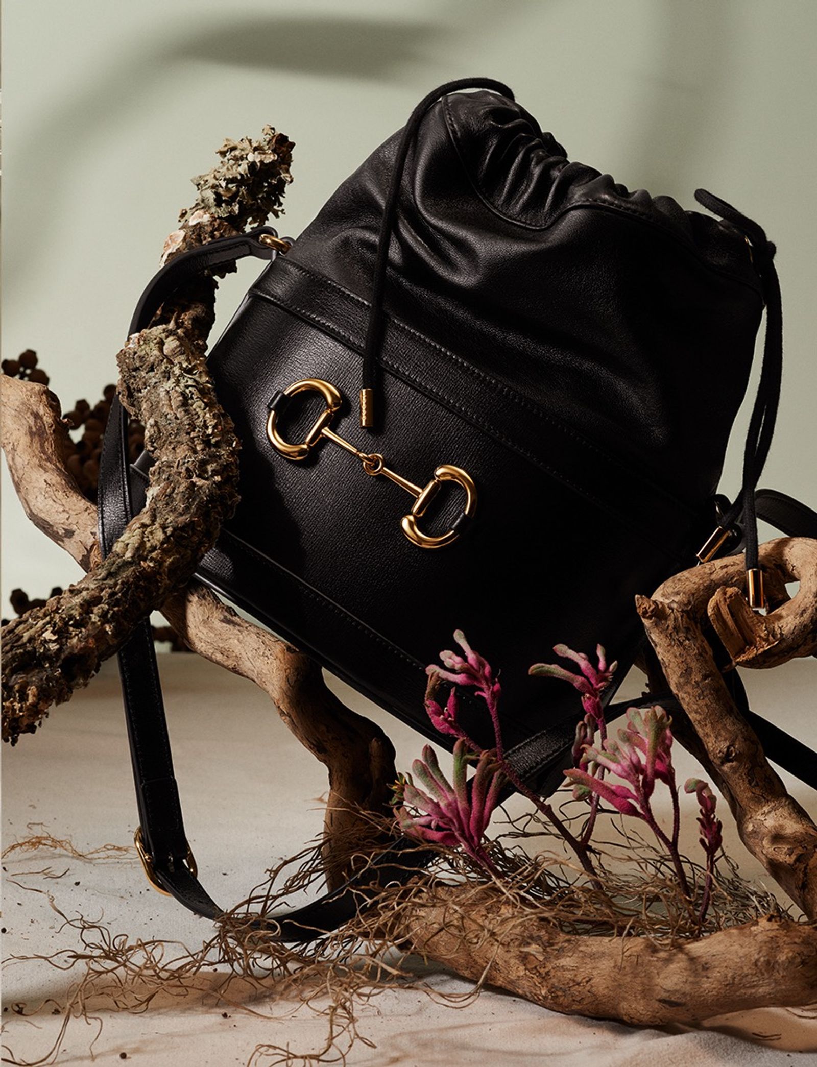 Amica - |Photography by Studio KH - Sebastien Michelini - Set Design - Swan MGMT