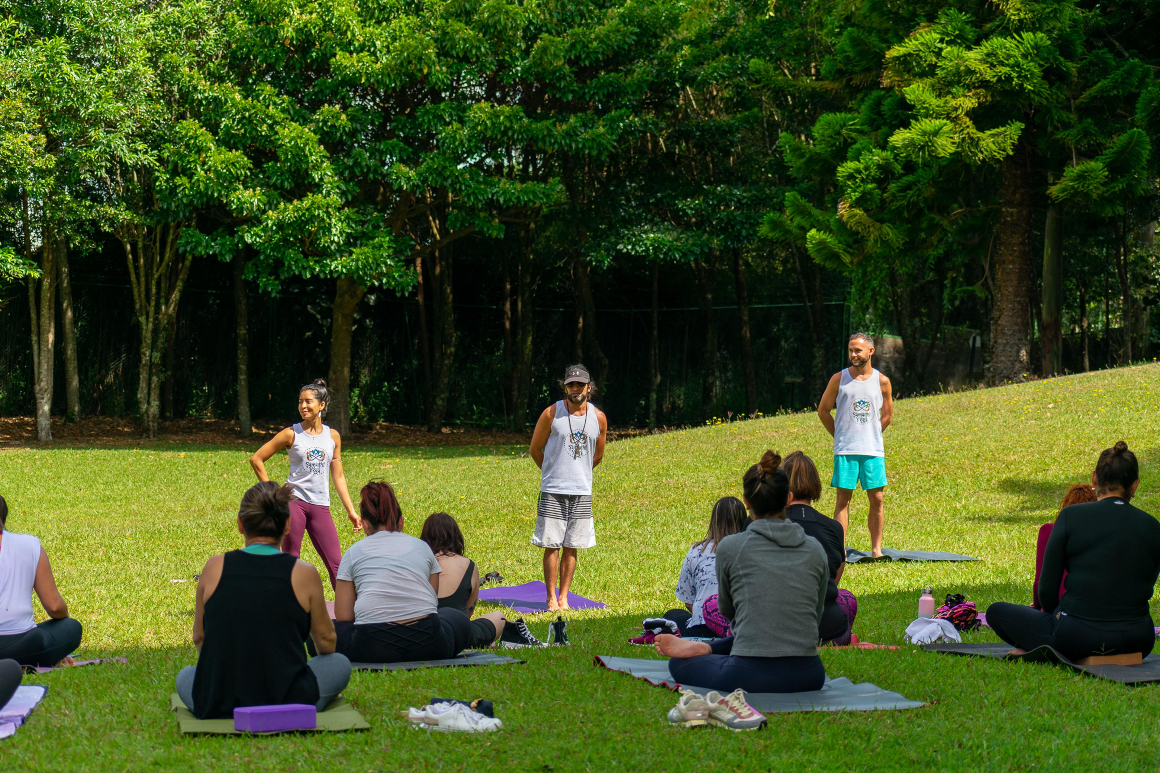 Clase de Yoga al aire libre
