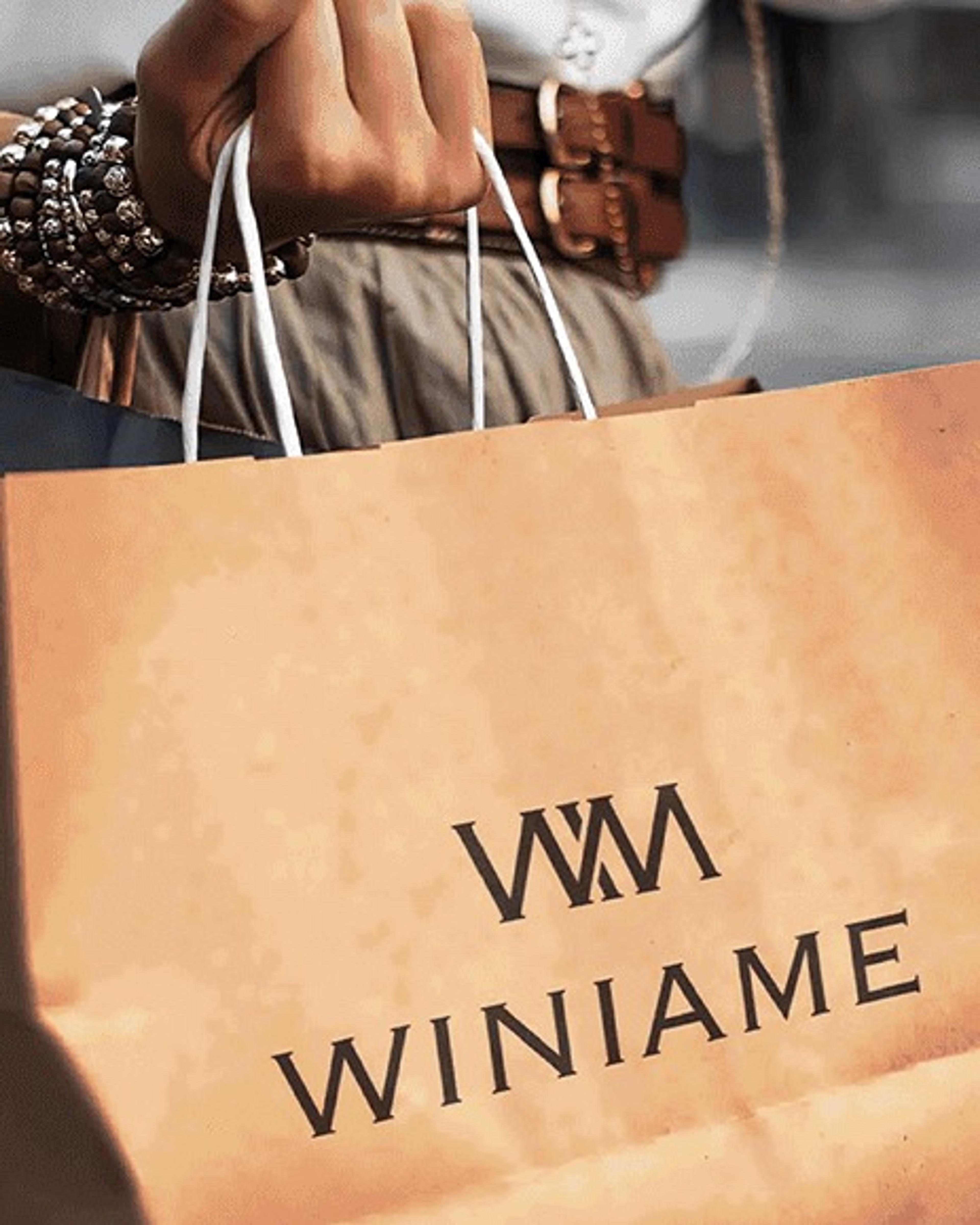 Kraft paper bag with the Winiame logo