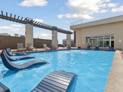 ReNew Furnished Apartments - Image 8