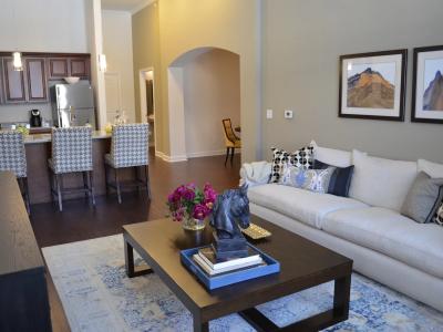 Mission 106 Furnished Apartments - Image 4