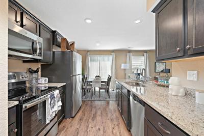 Lakeview Crossing Furnished Apartments - Image 5