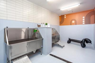 2501 Beacon Hill - Image 5