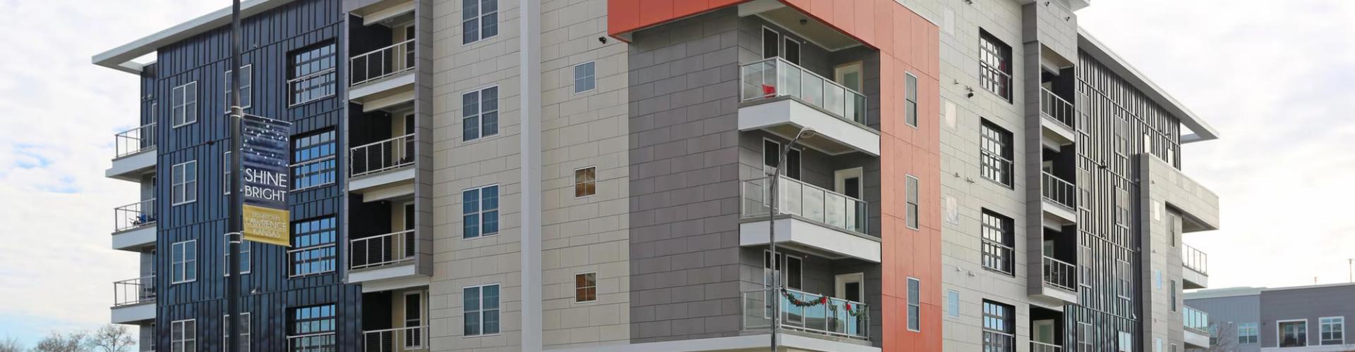 800 Lofts Furnished Apartments