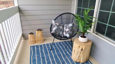 Lenox West Luxury Furnished Apartments - Image 8