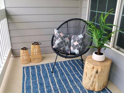 Lenox West Luxury Furnished Apartments - Image 8