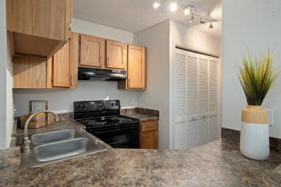 Hampton Woods Apartment Homes - Image 3